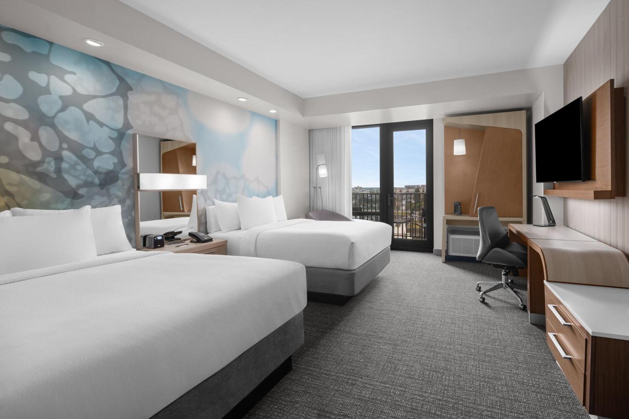 Courtyard By Marriott Clearwater Beach Eksteriør billede